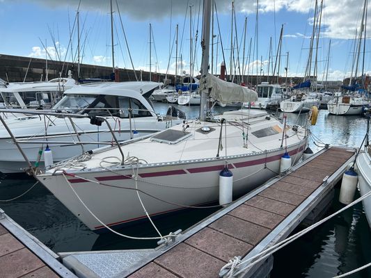 Beneteau FIRST-28 - main image