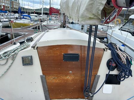 Beneteau FIRST-28 image