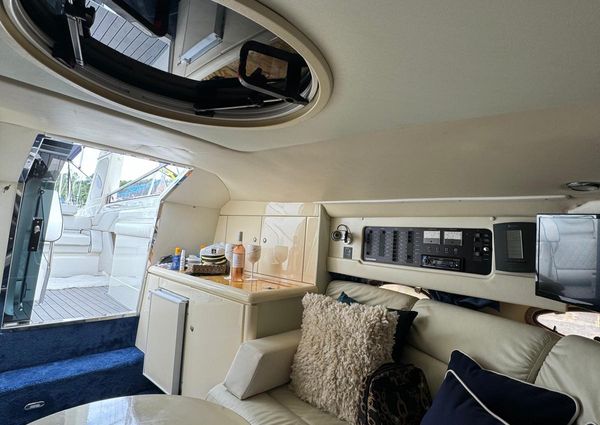 Sunseeker TOMAHAWK-37 image