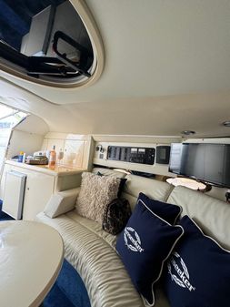 Sunseeker TOMAHAWK-37 image