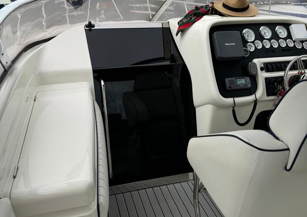 Sunseeker Tomahawk 37 MKII image