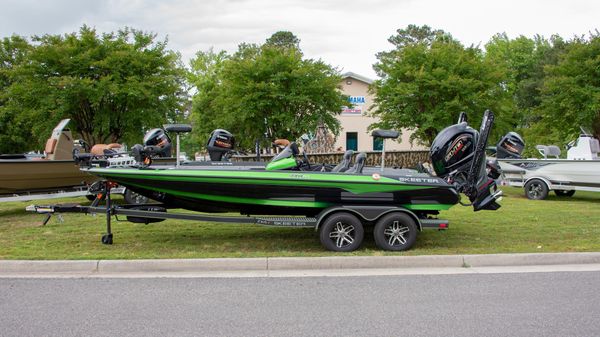 Skeeter ZXR20 