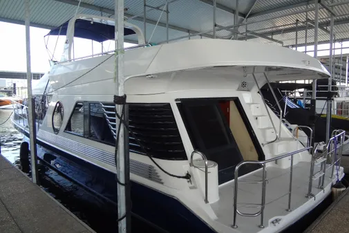 Bluewater 5200 Signature Edition image