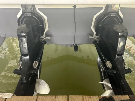 Formula 31 Performance Cruiser image