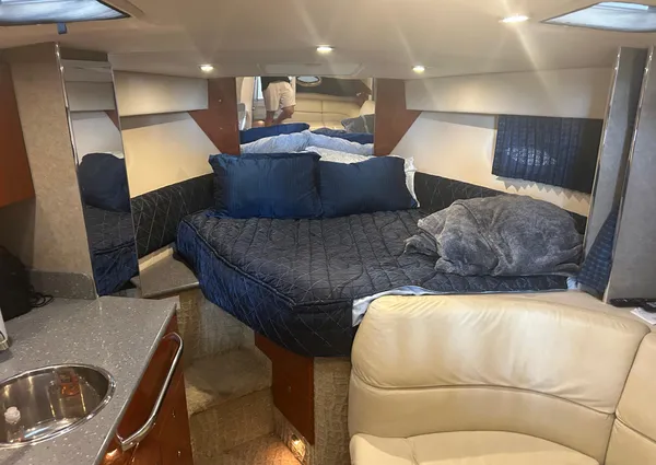 Formula 31 Performance Cruiser image