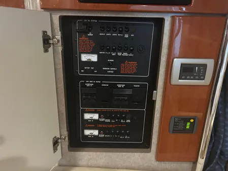 Formula 31 Performance Cruiser image