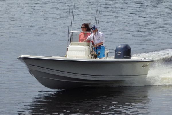 Bulls Bay 2200 - main image