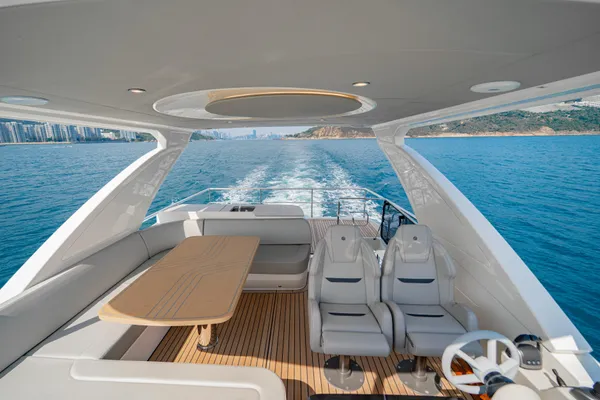 Absolute 52-FLY image