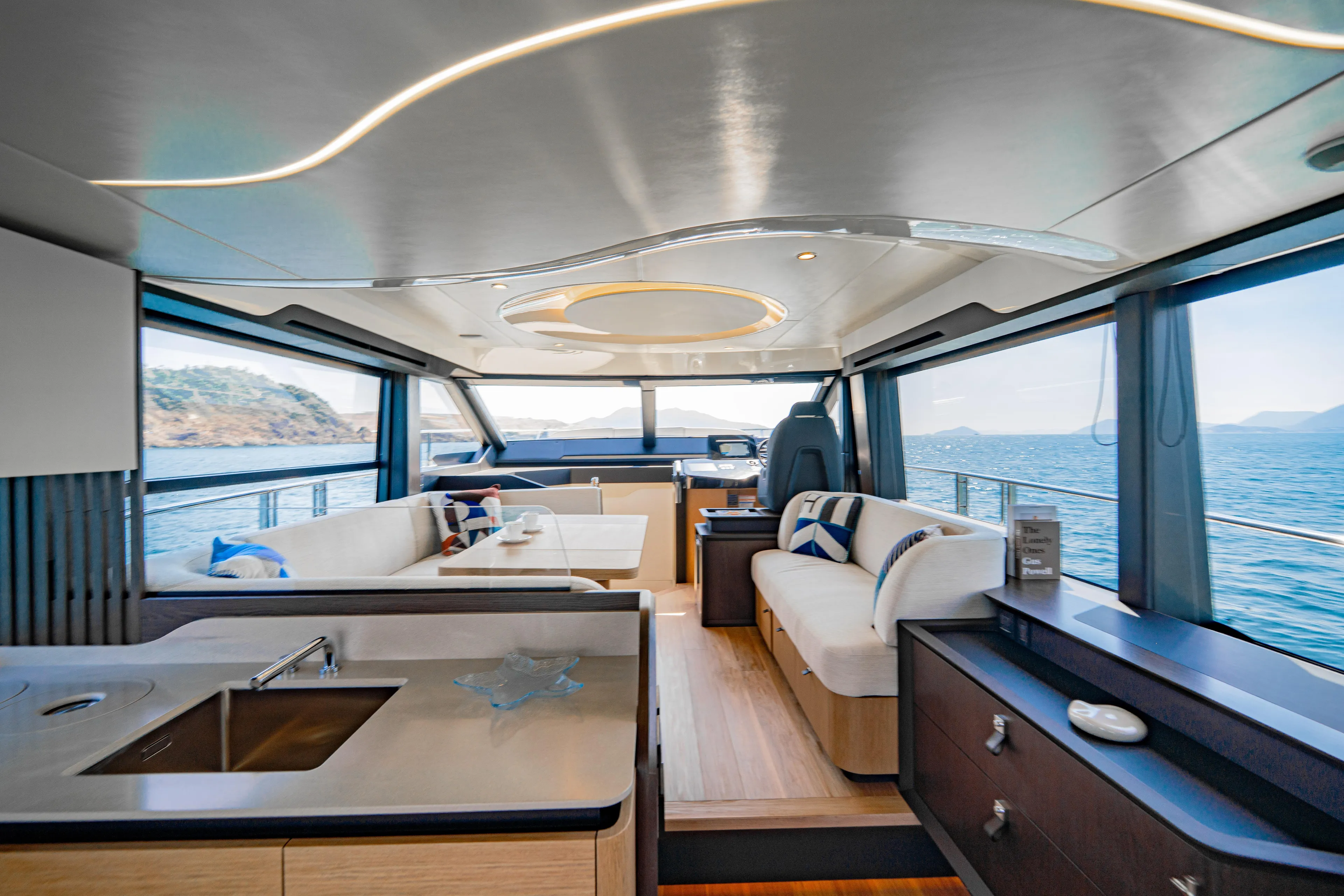 Absolute 52-FLY image