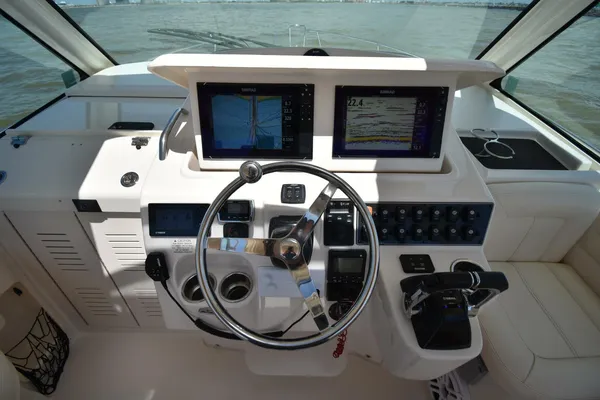 Grady-White Express 330 image