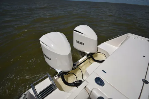 Grady-White Express 330 image