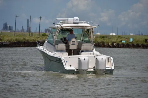 Grady-White Express 330 image