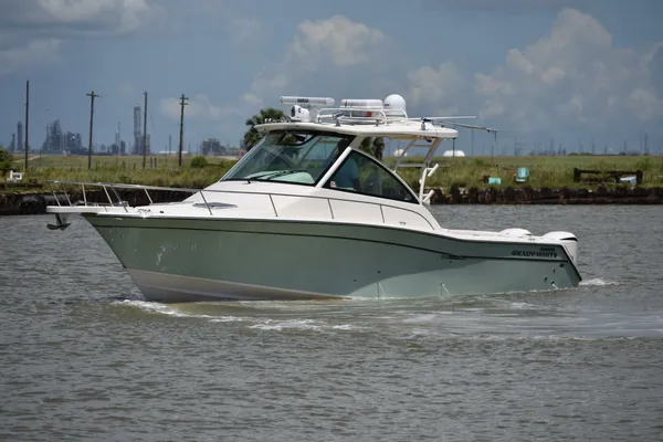 Grady-White Express 330 image