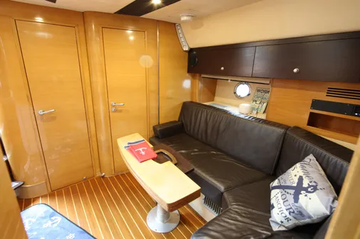 Cranchi Mediterranee 43 image