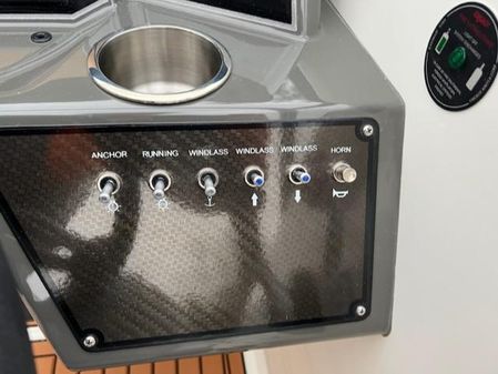 Bayliner VR5 Bowrider image