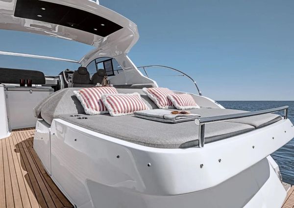 Azimut ATLANTIS-45 image