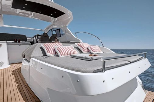 Azimut ATLANTIS-45 image