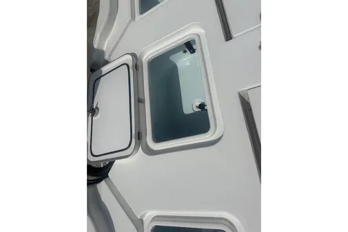 Sportsman MASTERS-267-BAY-BOAT image