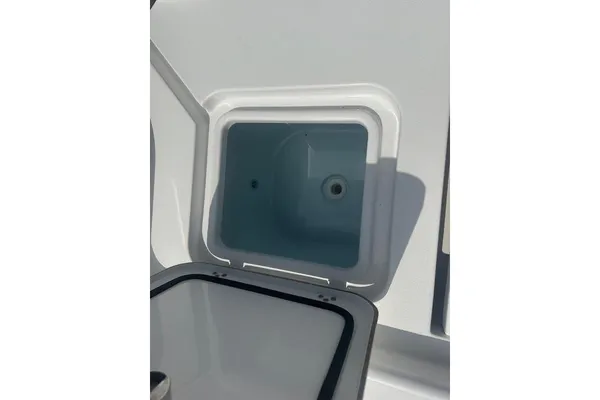 Sportsman MASTERS-267-BAY-BOAT image