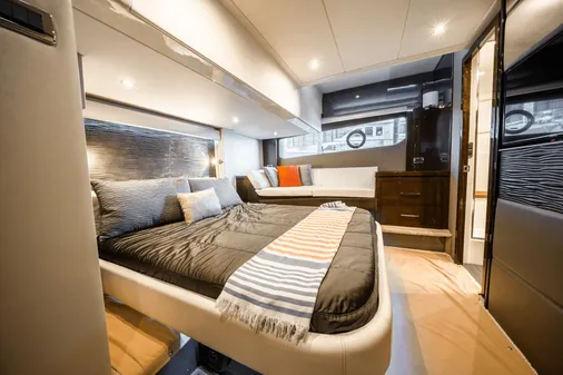 Carver 52 Command Bridge image