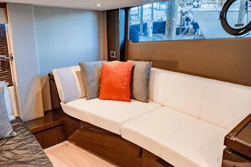 Carver 52 Command Bridge image