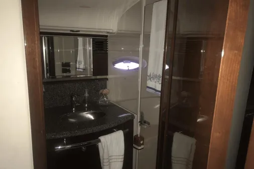 Sea Ray 52 Sundancer image