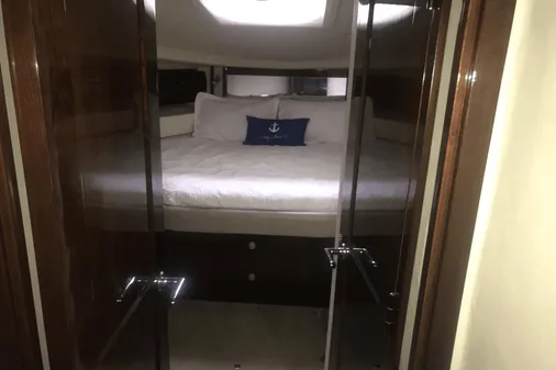 Sea Ray 52 Sundancer image