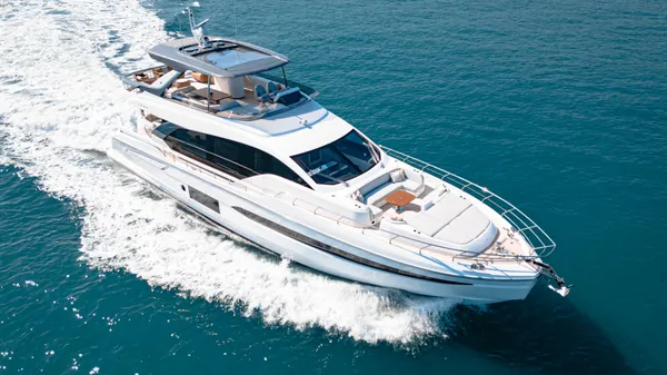 Azimut Fly 78