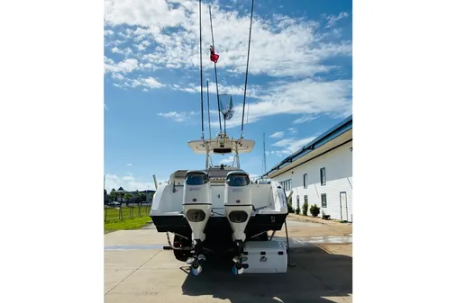 Century 3200 Center Console image