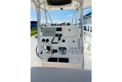 Century 3200 Center Console image