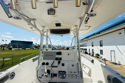 Century 3200 Center Console image