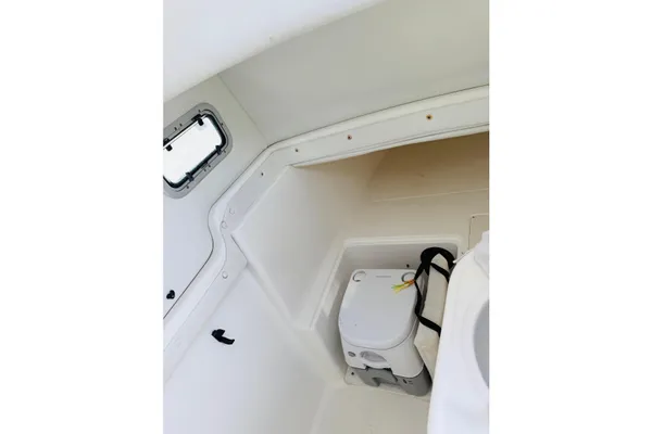 Century 3200 Center Console image