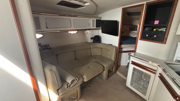 Cruisers 3670-ESPIRIT image