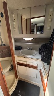 Cruisers 3670-ESPIRIT image