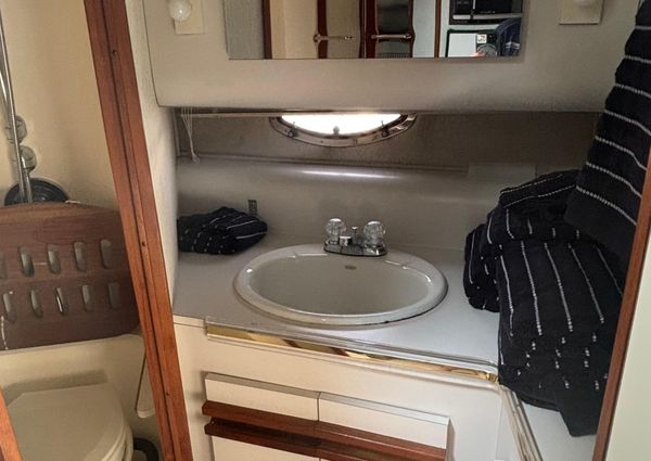 Cruisers 3670-ESPIRIT image