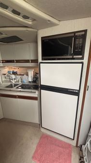 Cruisers 3670-ESPIRIT image