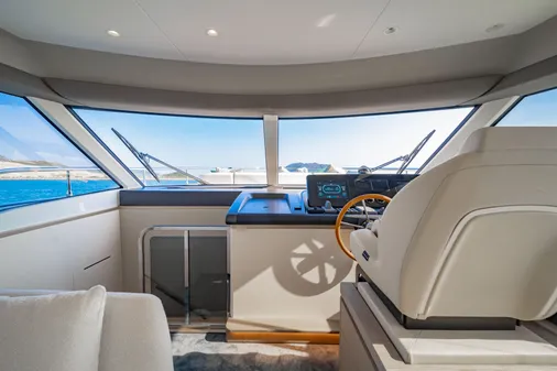 Azimut MAGELLANO-60 image