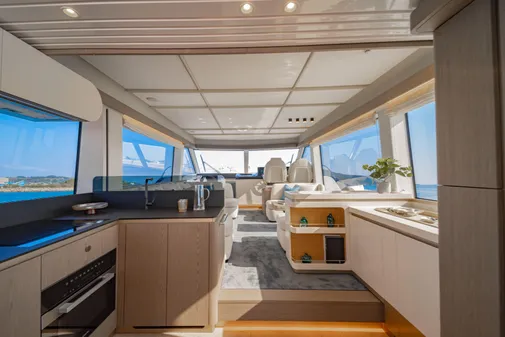 Azimut MAGELLANO-60 image