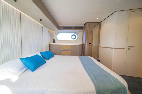 Azimut MAGELLANO-60 image