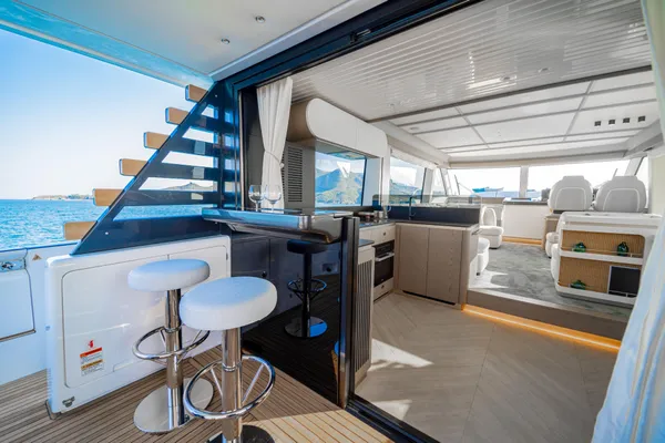 Azimut MAGELLANO-60 image