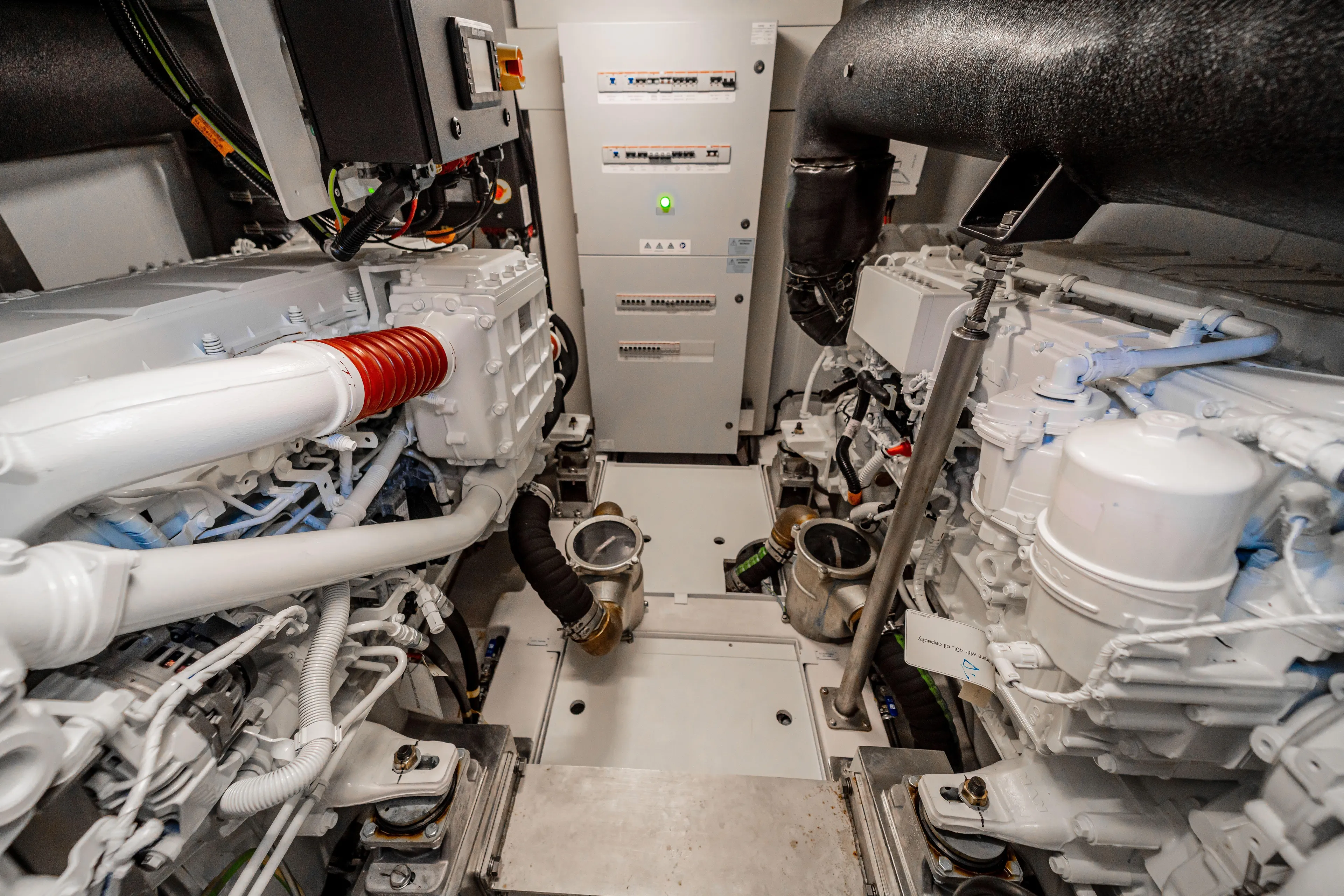 Azimut MAGELLANO-60 image