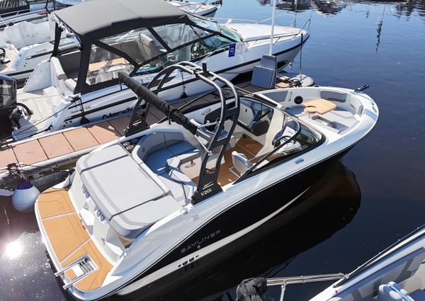 Bayliner V20I image