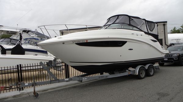 Sea Ray 260 Sundancer 