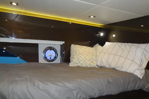 Cruisers Yachts 50 Cantius image