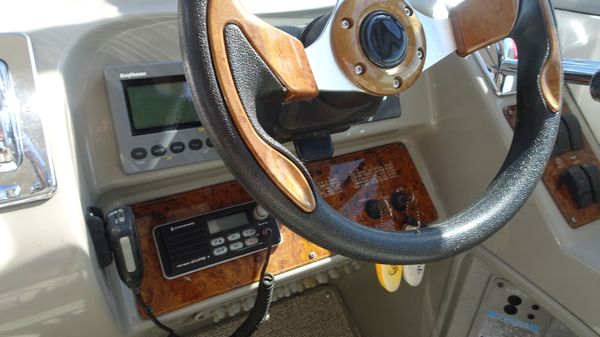 Maxum 3700-SCR image