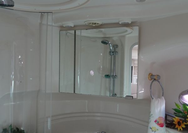 Maxum 3700-SCR image