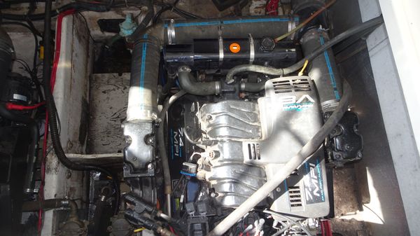 Maxum 3700-SCR image