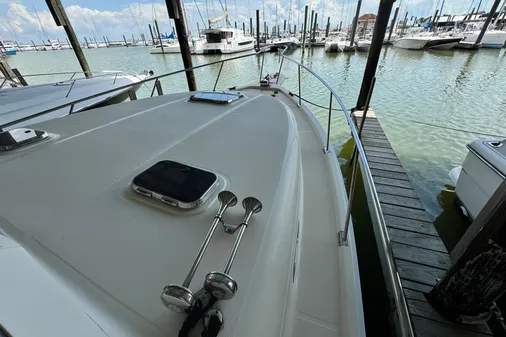 Mainship Pilot 34 image