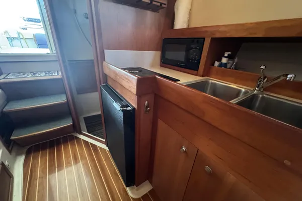 Mainship Pilot 34 image