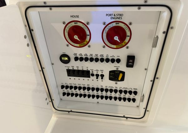 Pursuit DC-306-DUAL-CONSOLE image